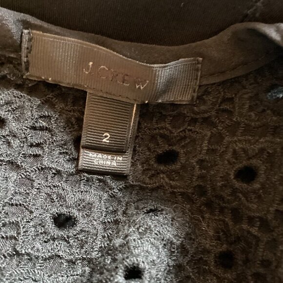 J.Crew Black Laser‎ Cut Lace Short Sleeve Dress Size 2 Fit & Flare Eyelet - Picture 2 of 8